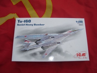 ICM 28001 Tupolev Tu-160 Blackjack   1:288